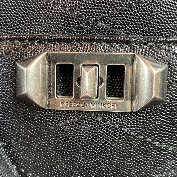 REBECCA MINKOFF Large Je T’aime Black Leather Tote - Picture 2 of 16